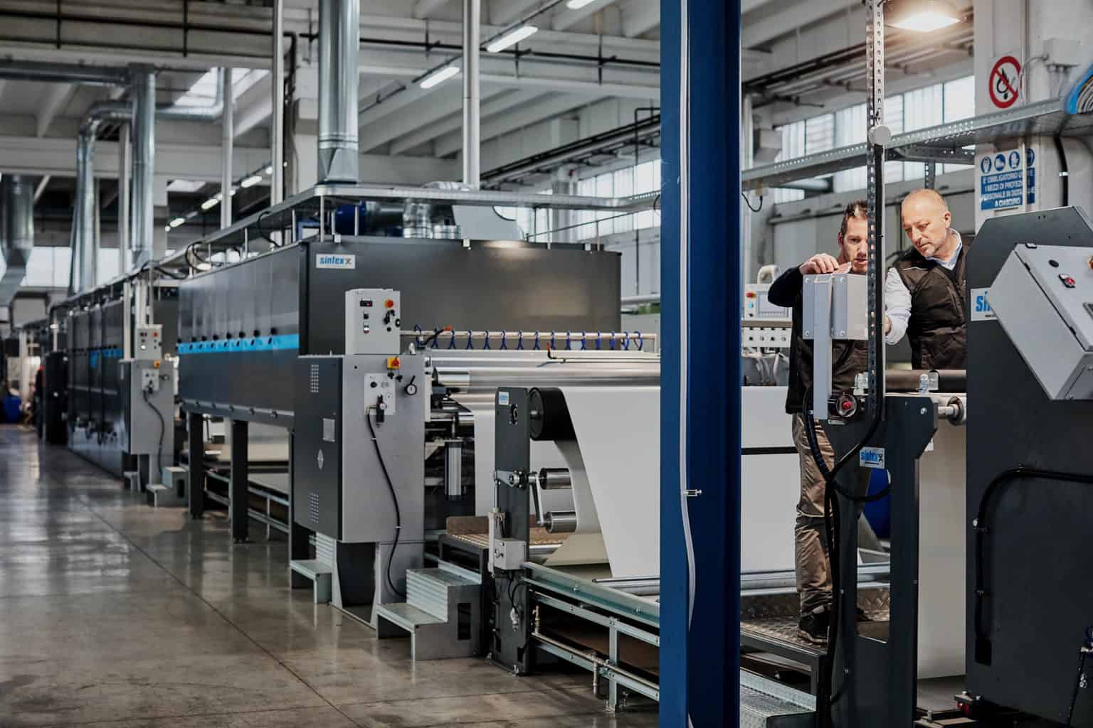 fotografo macchine industriali impianti lavorazione pelle sintex