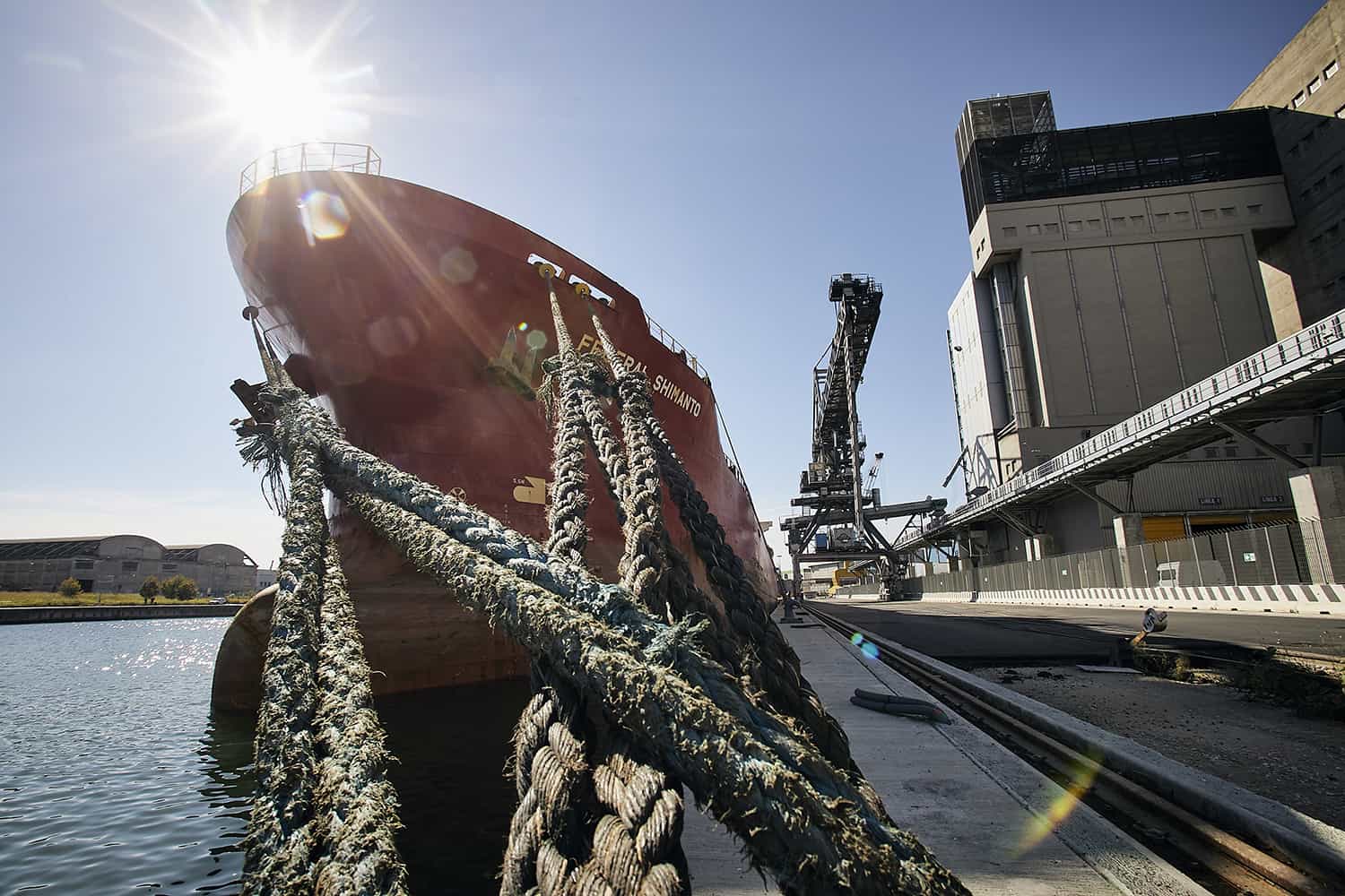 Reportage navale aziendale da fotografo industriale comunicazione agenzia marketing porto